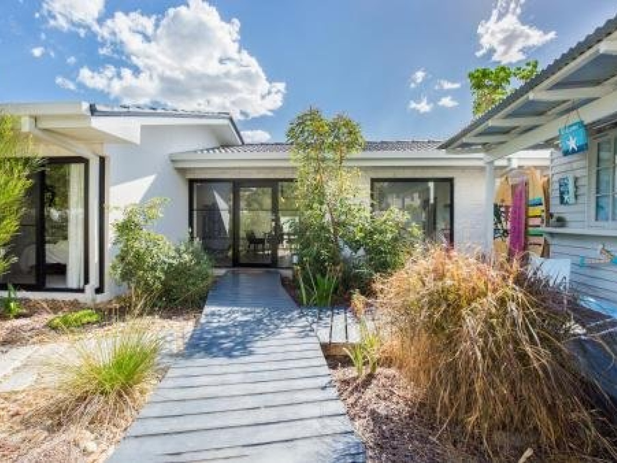 Lamington Hotel Motel – Detached Motel