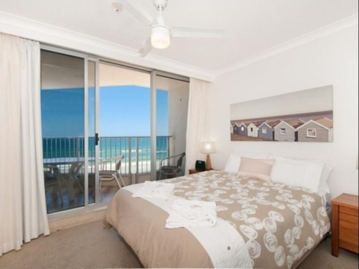 Beachside Tower Apartments