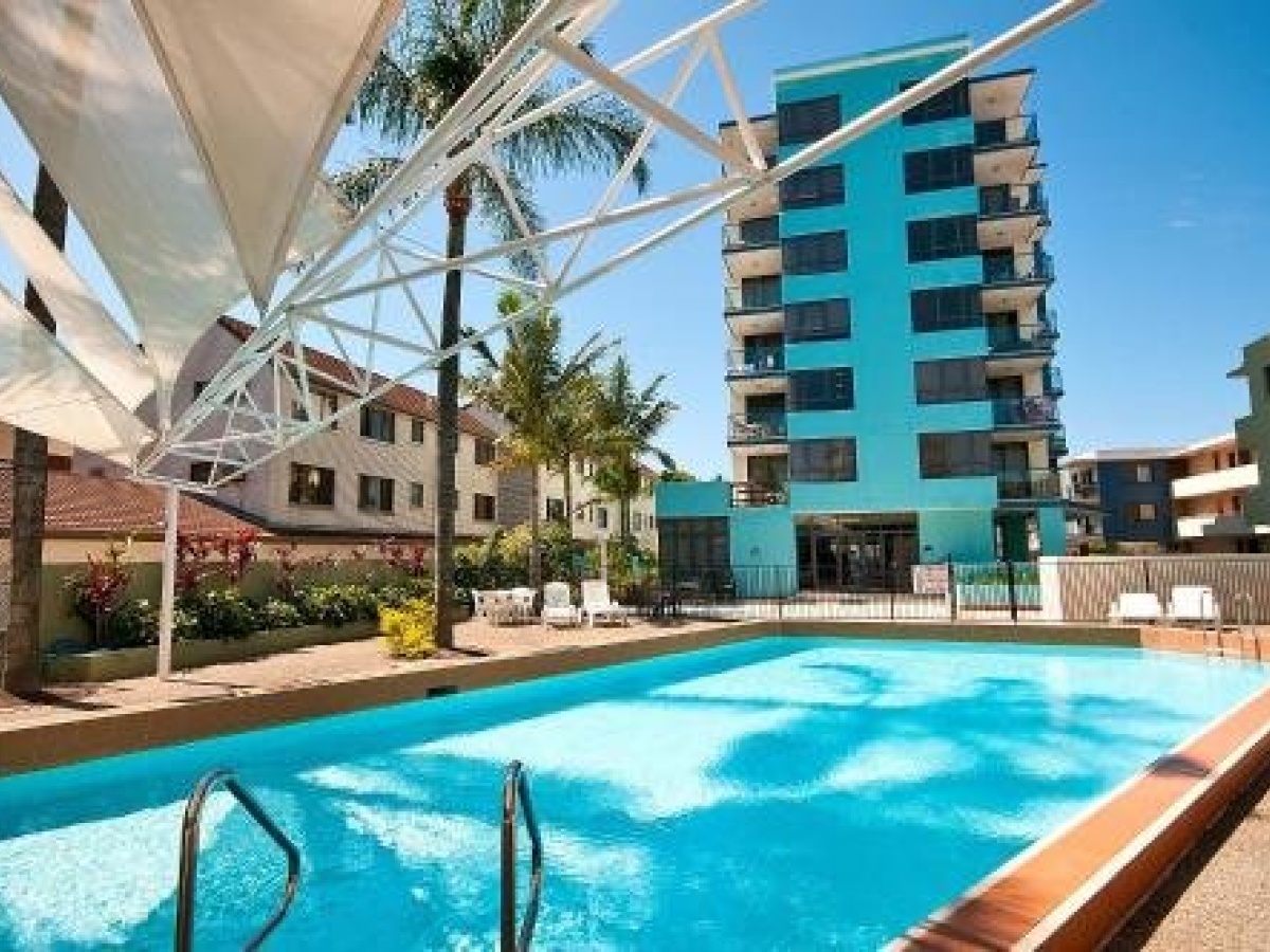 Aqualine Apartments On The Broadwater