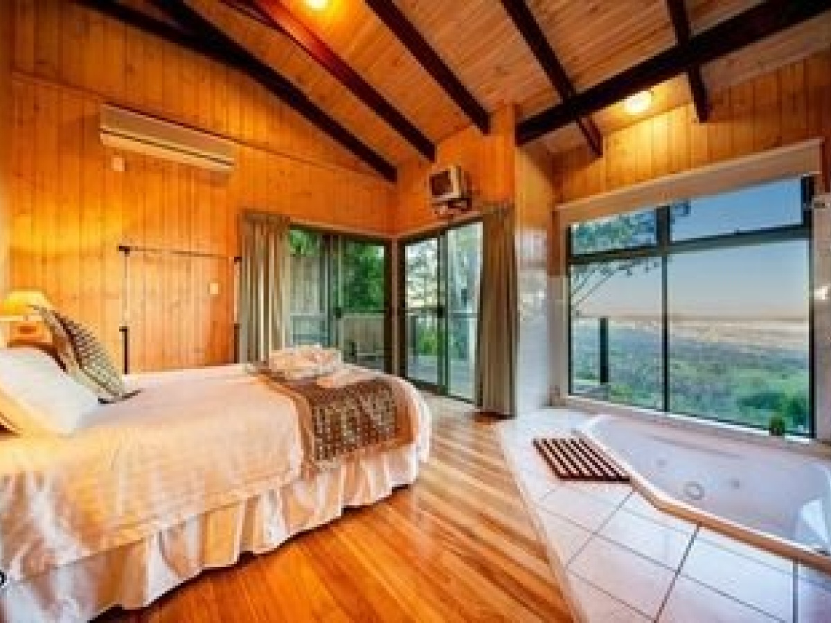 Treetops Seaview Montville