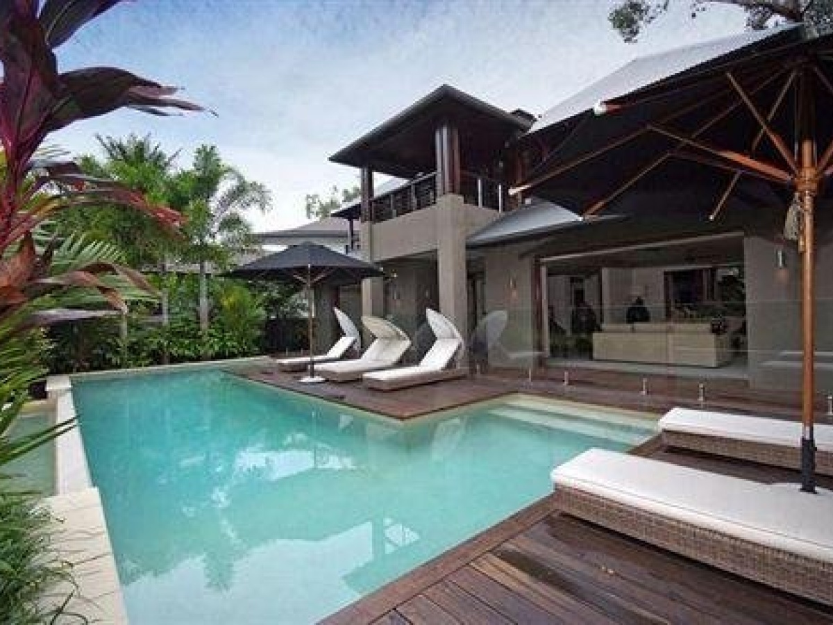 26 Beachfront Mirage