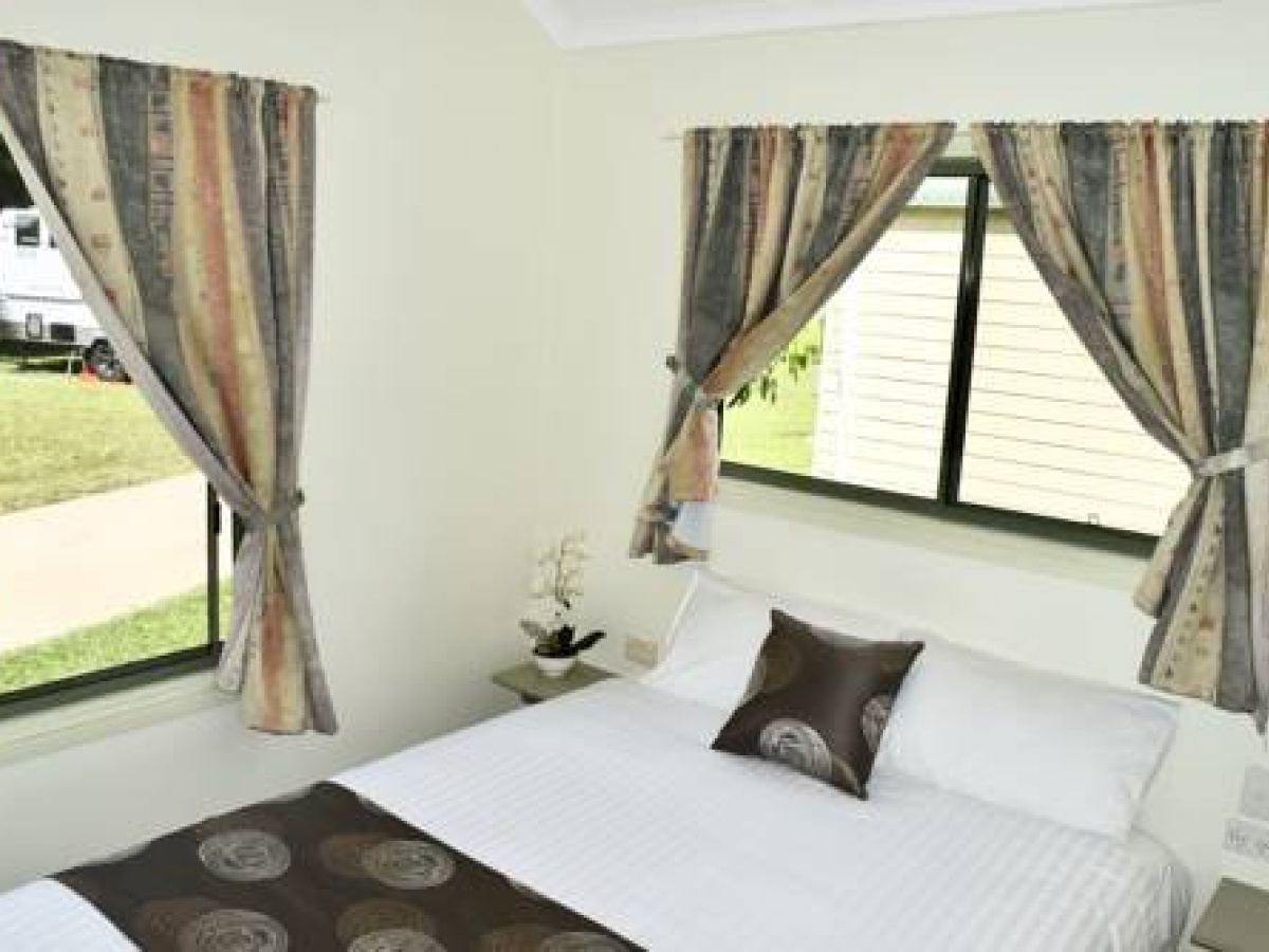 Cairns Ocean View Apartment in Aquarius