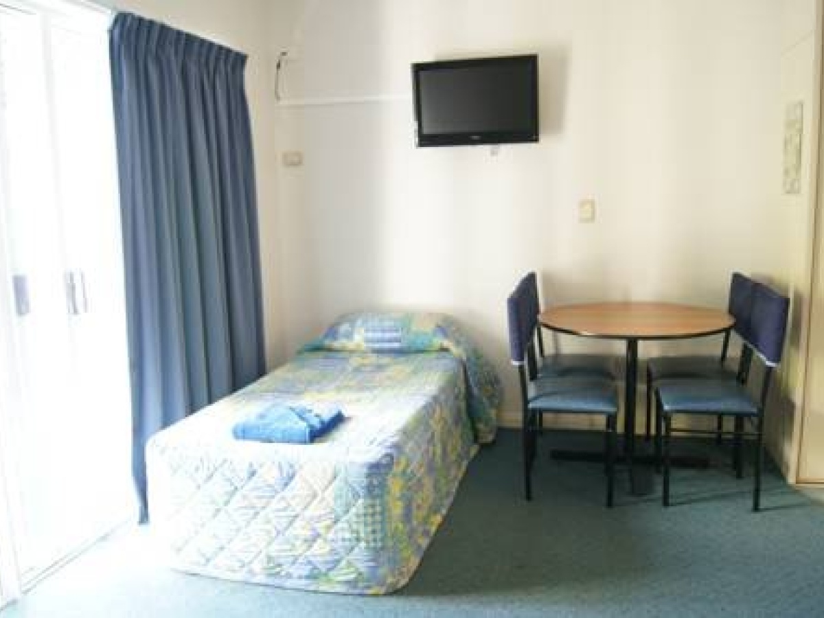 Accommodation on Denham