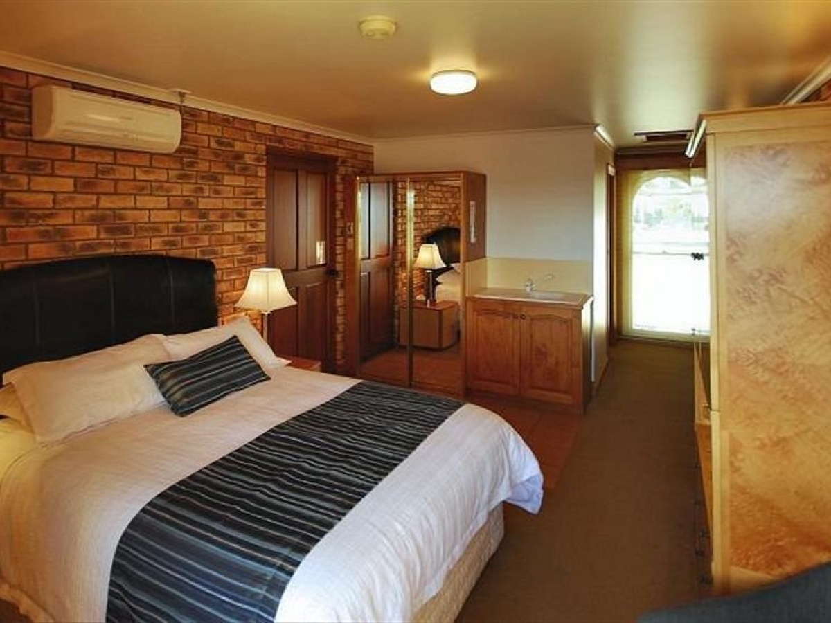 Stanley Village Waterfront Accommodation
