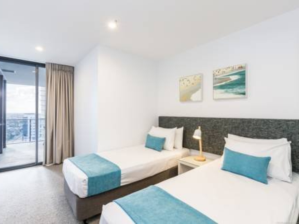 Boardwalk Burleigh Beach – Official