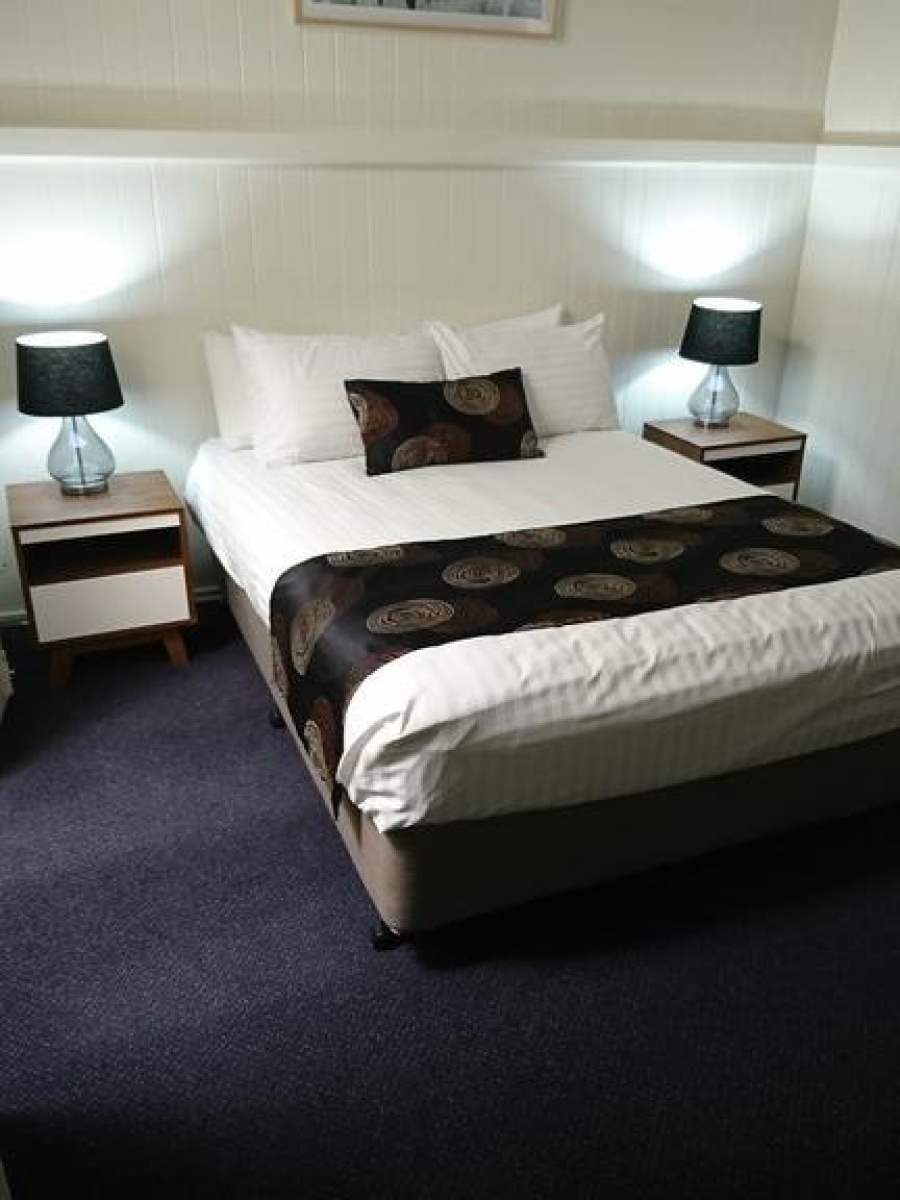 Maleny Hotel