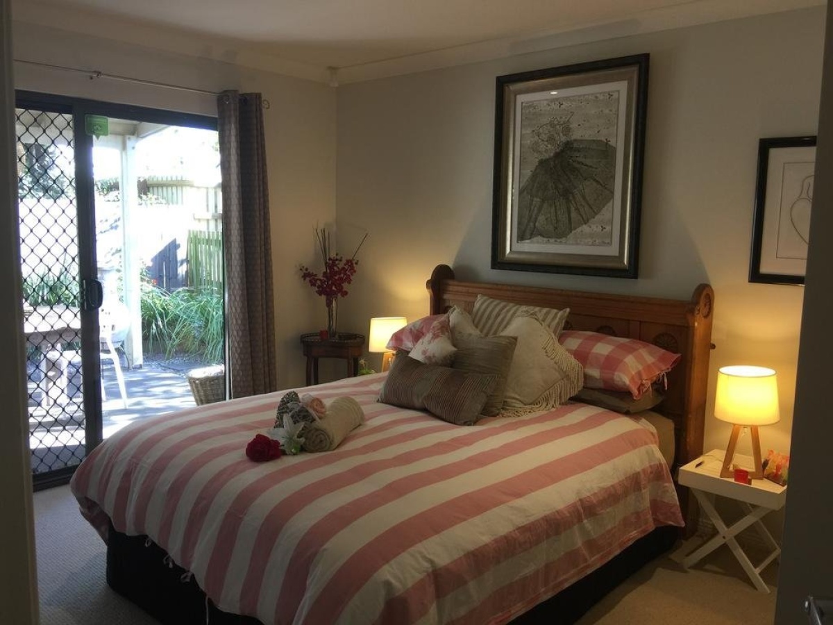 SCOBIE’S STAYZ BOUTIQUE & BREAKFAST
