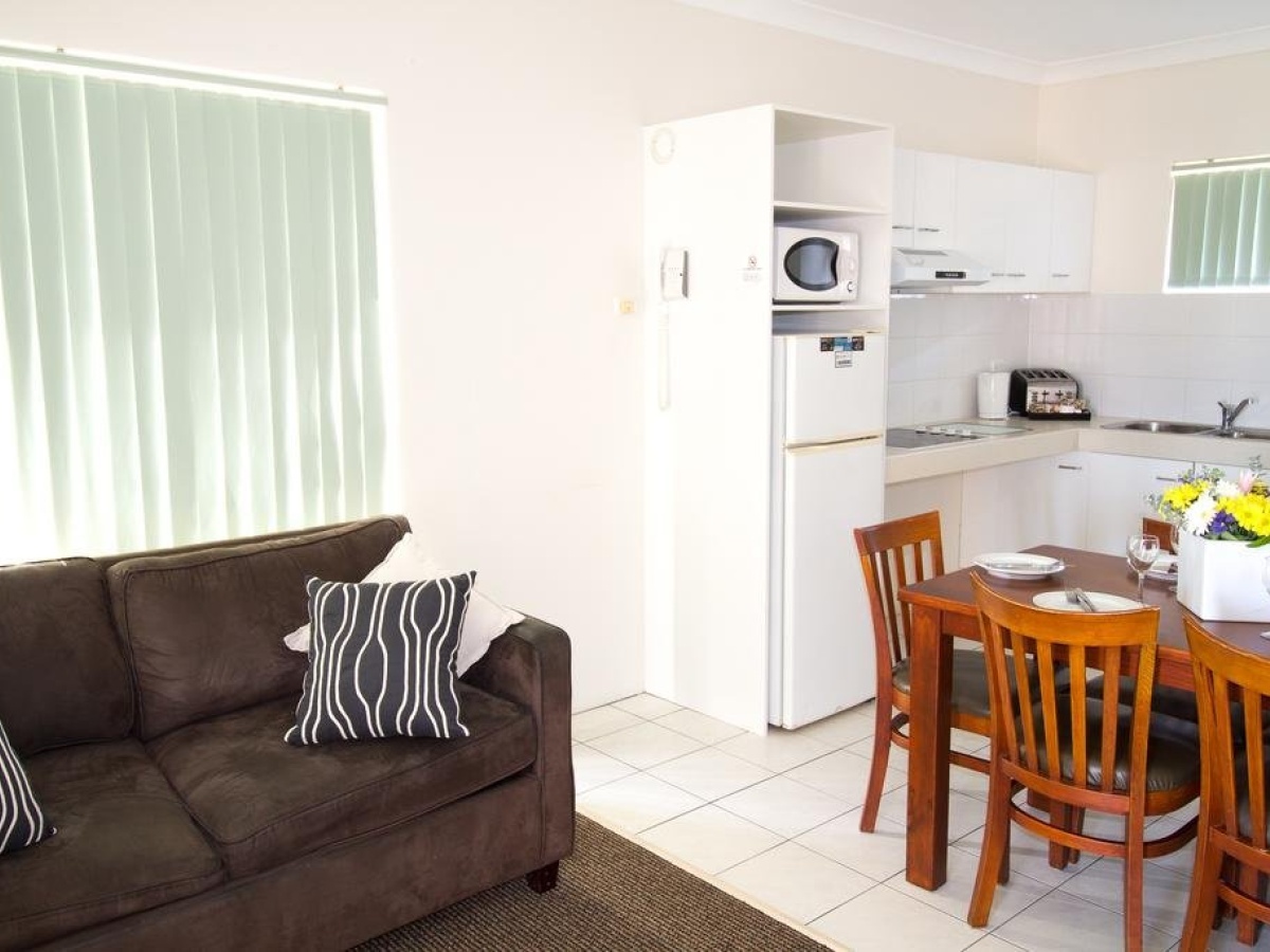 Aabon Apartments & Motel