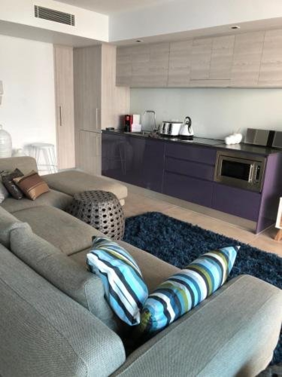 8 ON ELYSEE Mooloolaba Beach