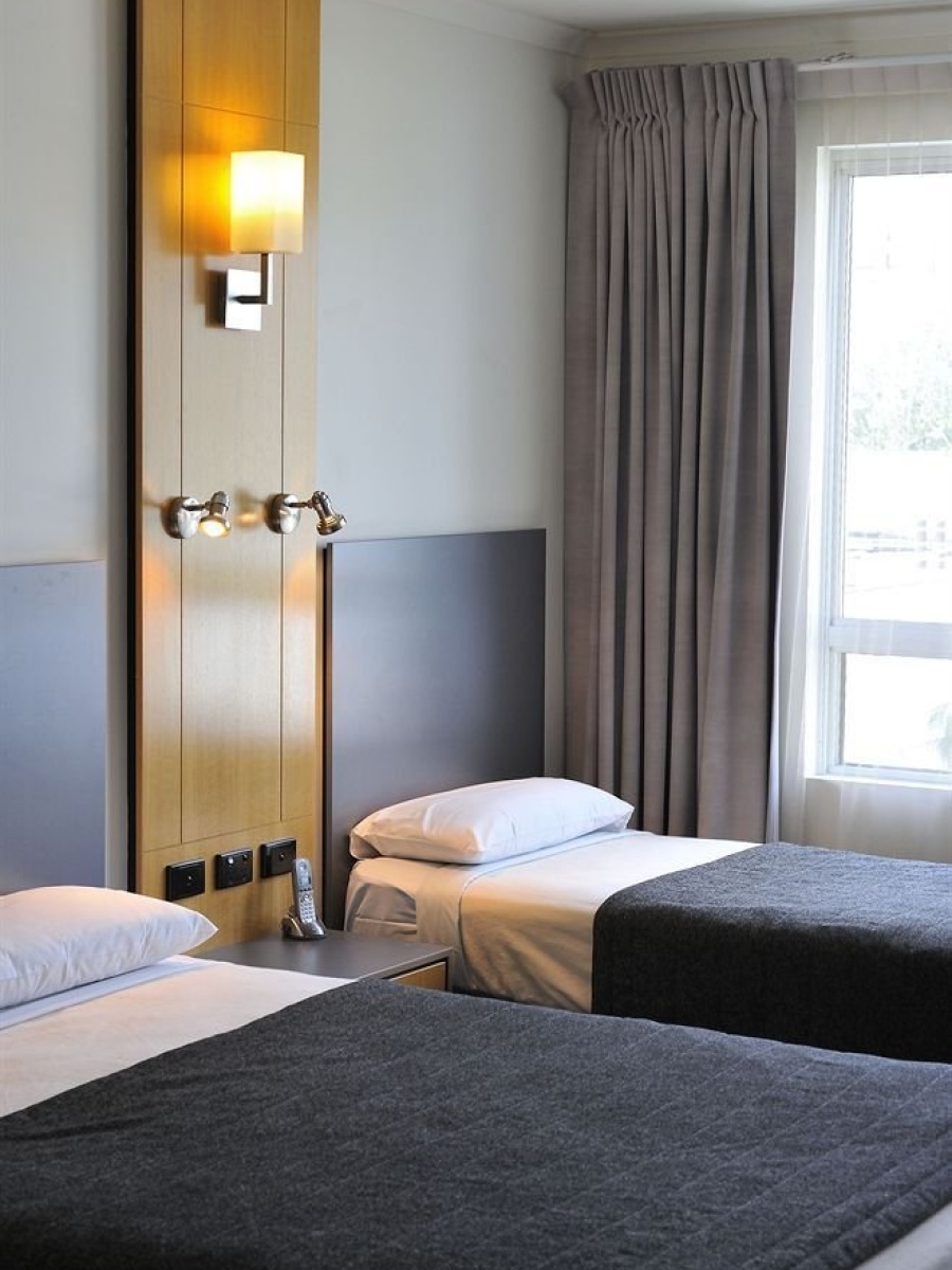 Metro Hotel Perth