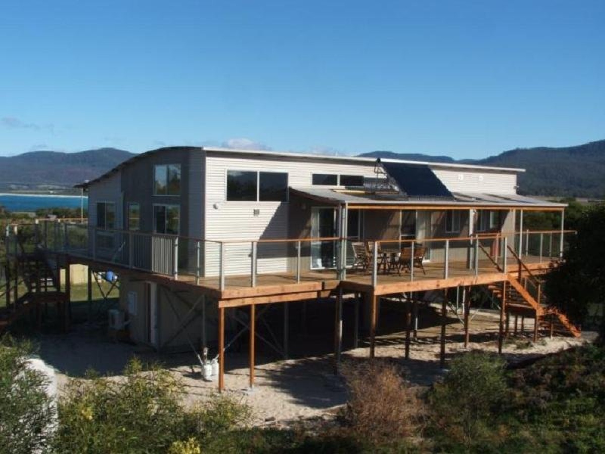 Seymour Waves Guest House