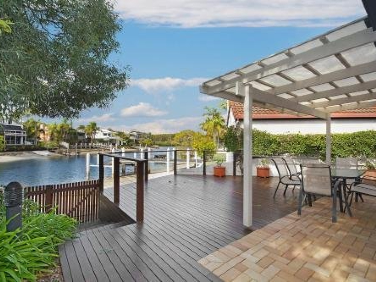 44 Cooran Court