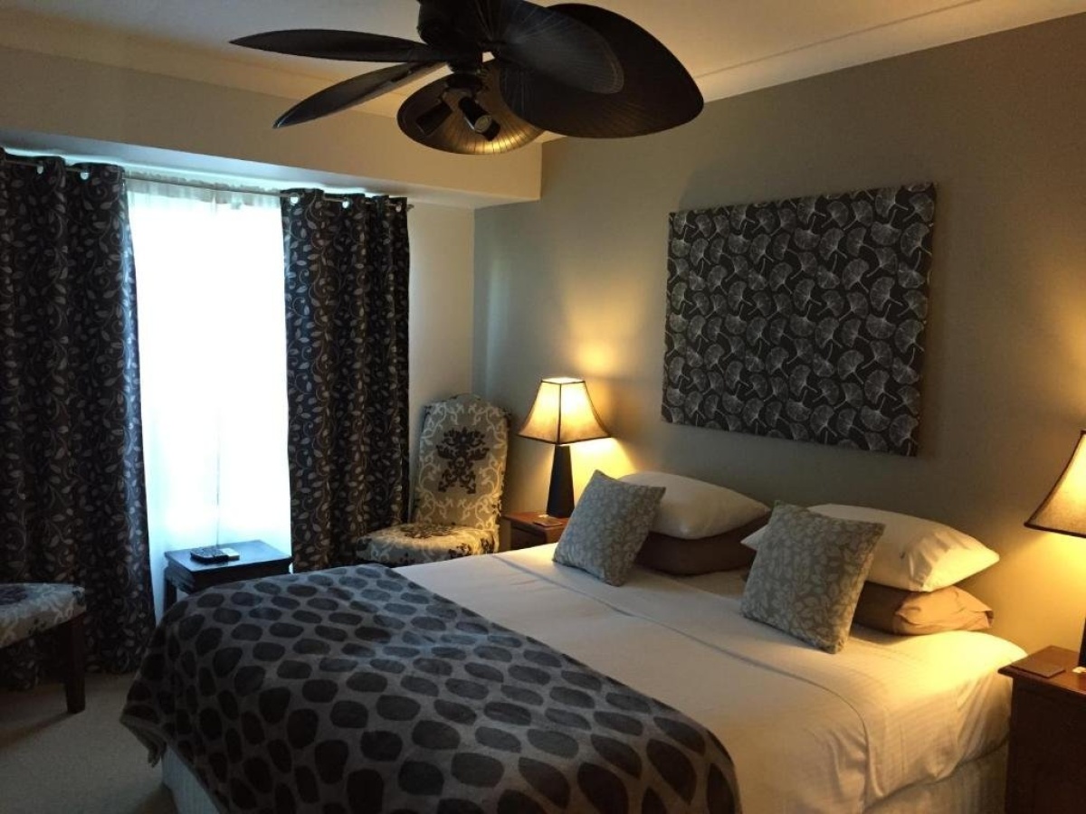 Avon Lodge Bribie Island