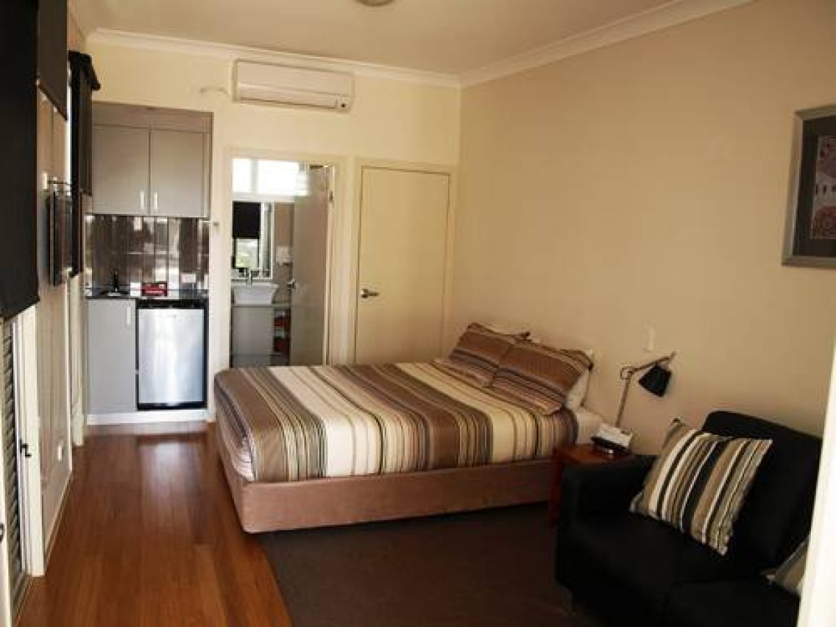 Smart Stayzzz Inns