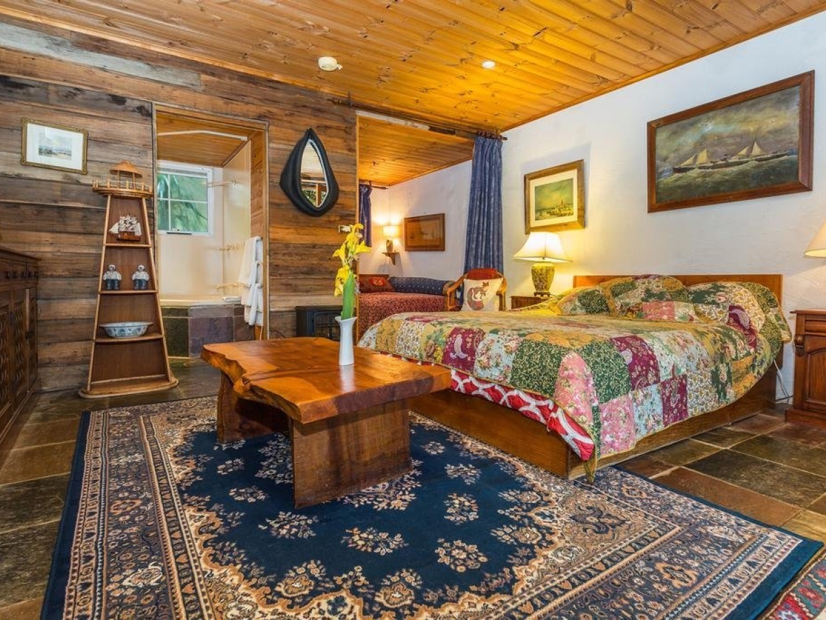 Hawthorn Lodge