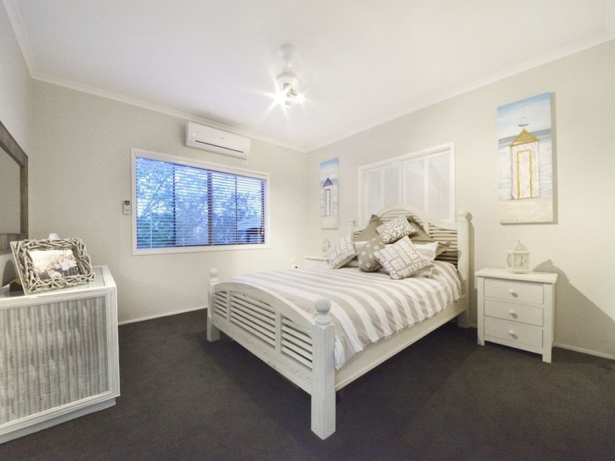 Crystal Beachfront Apartments, Tugun