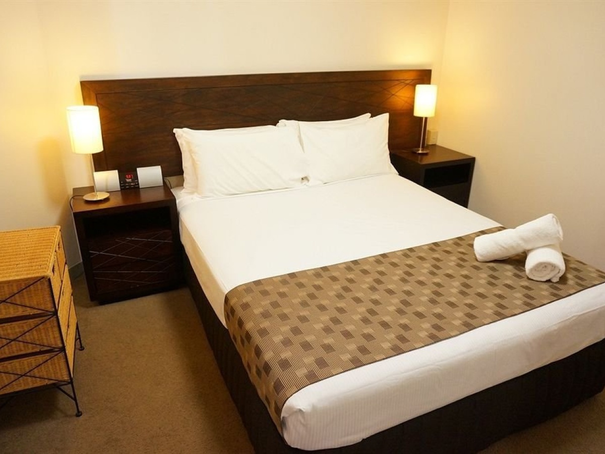 Abbey On Roma Hotel & Apartments