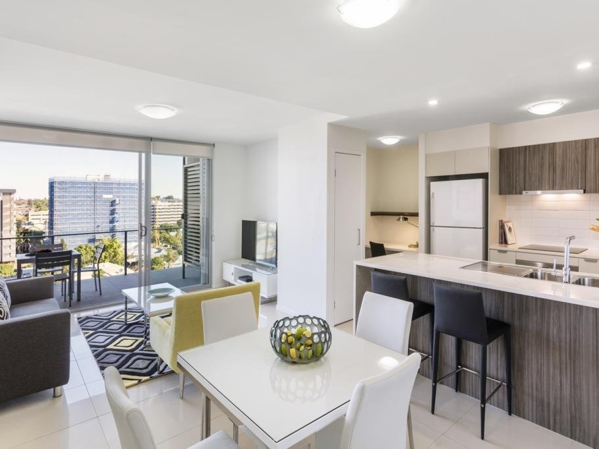Oaks Brisbane Woolloongabba Suites
