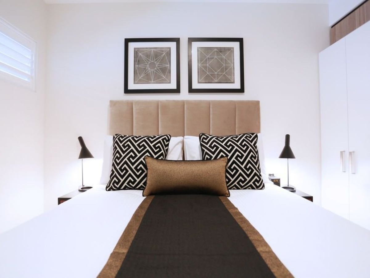 Alex Perry Hotel & Apartments