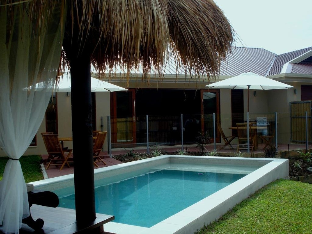 Belle Escapes – Latania Villa Palm Cove