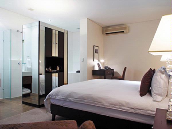 The Outram Hotel