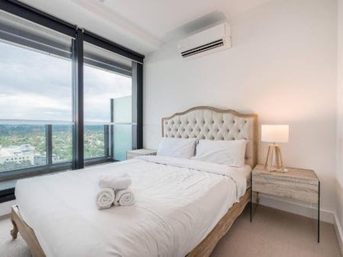 Whitehorse Tower 2 bedroom 2 bath