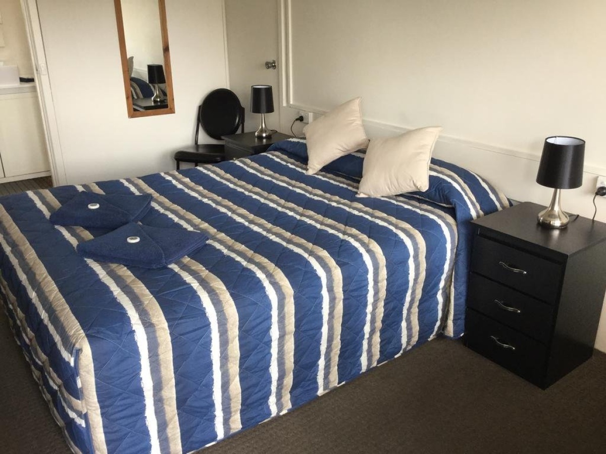 BEACH MOTOR INN FRANKSTON