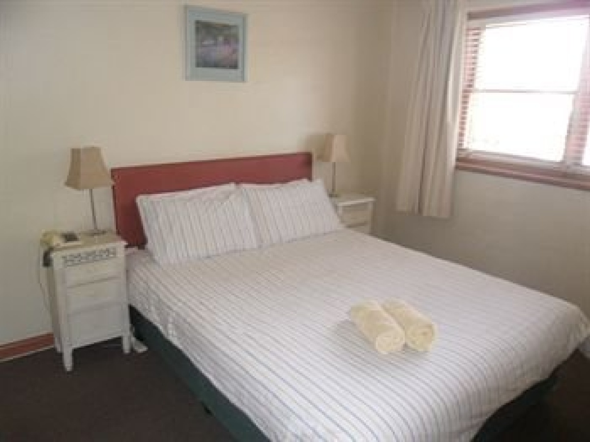 Australian Home Away @ Moonee Ponds
