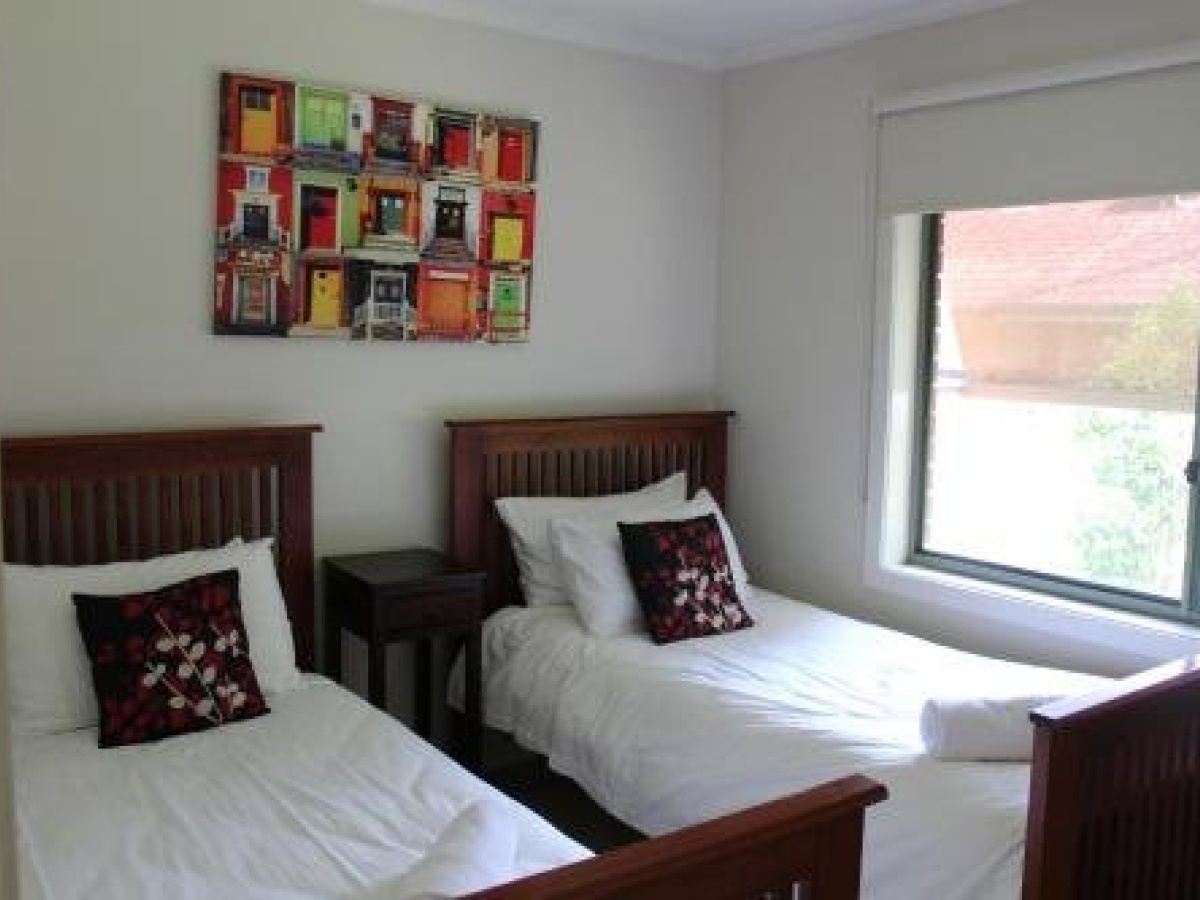 Australian Home Away Ringwood Bardia