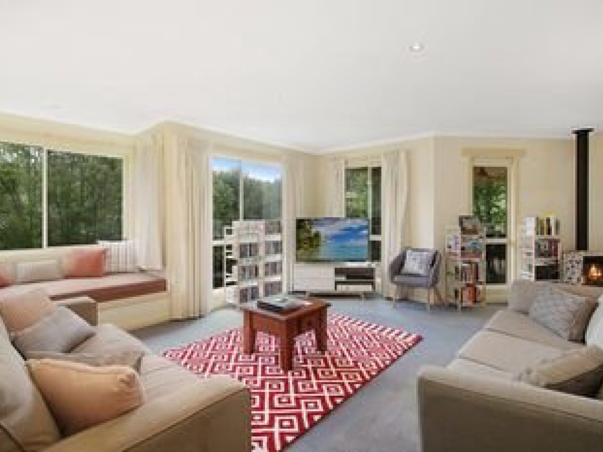 Alpine Vista – Short walk to town centre