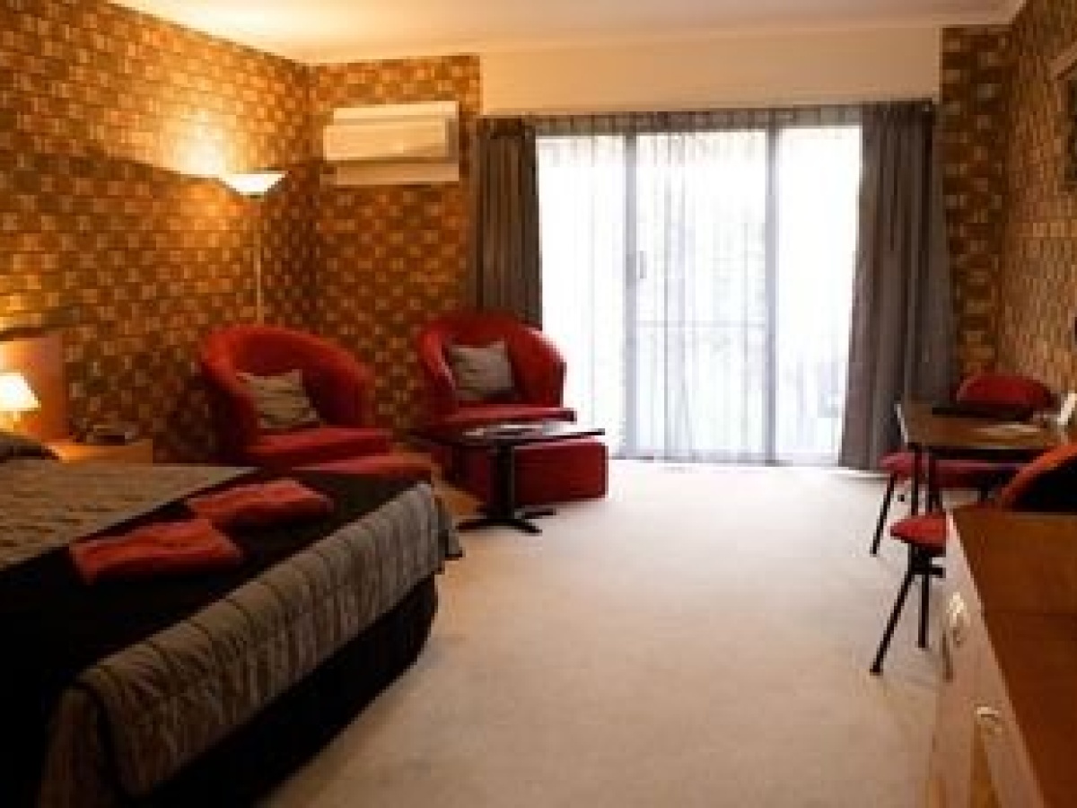 Horsham Mid City Court Motel