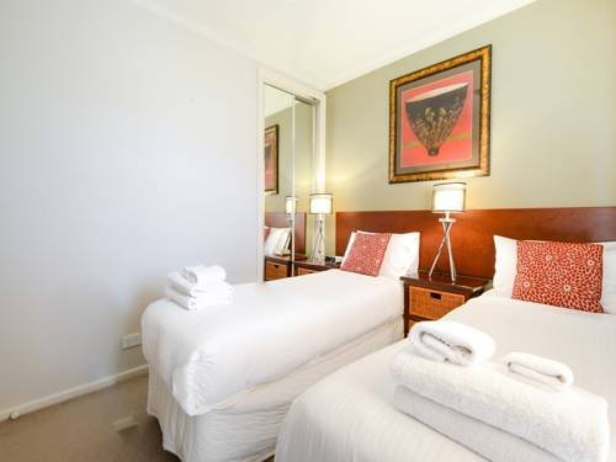 BOUTIQUE STAYS – Somerset Terrace, Townhouse in Richmond
