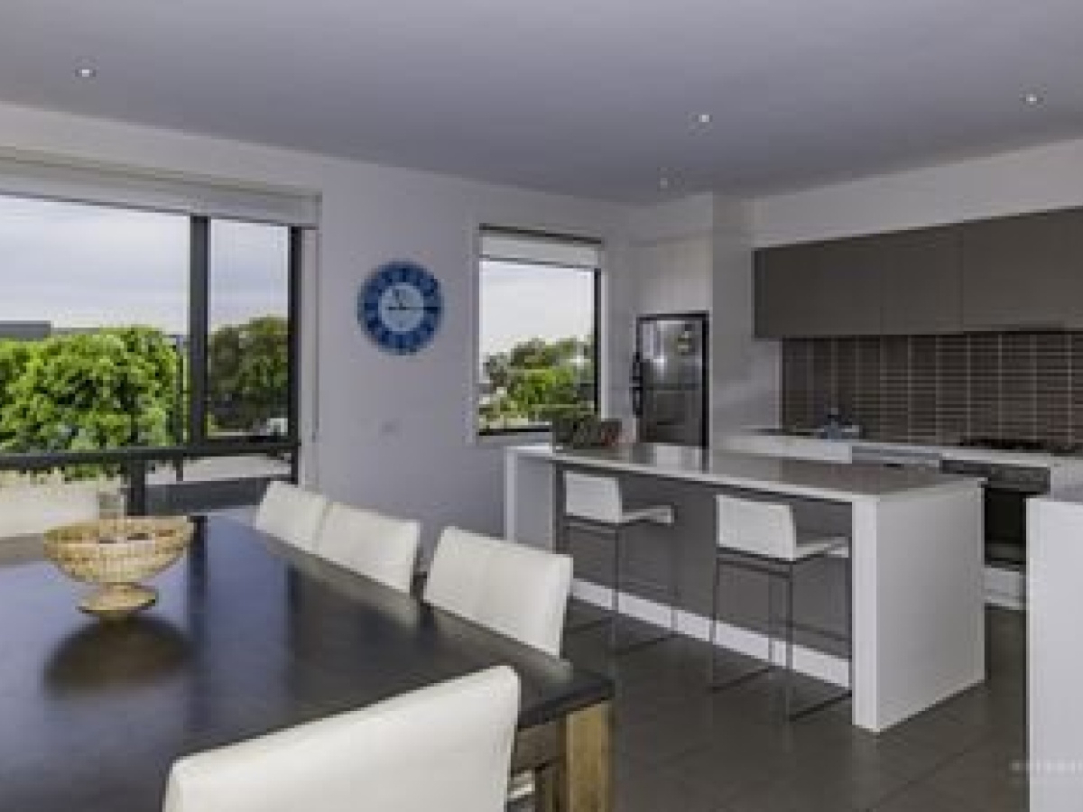 1 Pebble Place Torquay