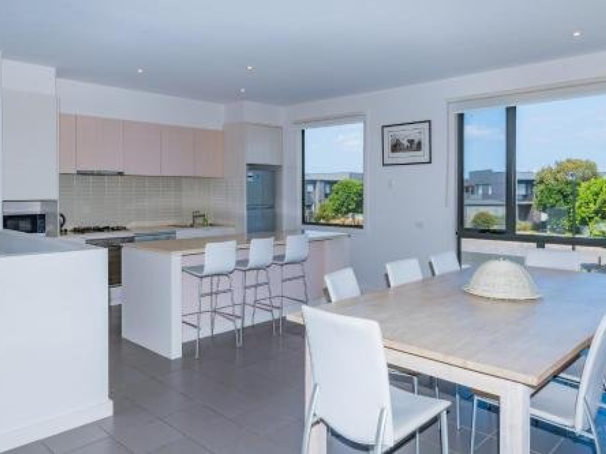 1 Sunset Place