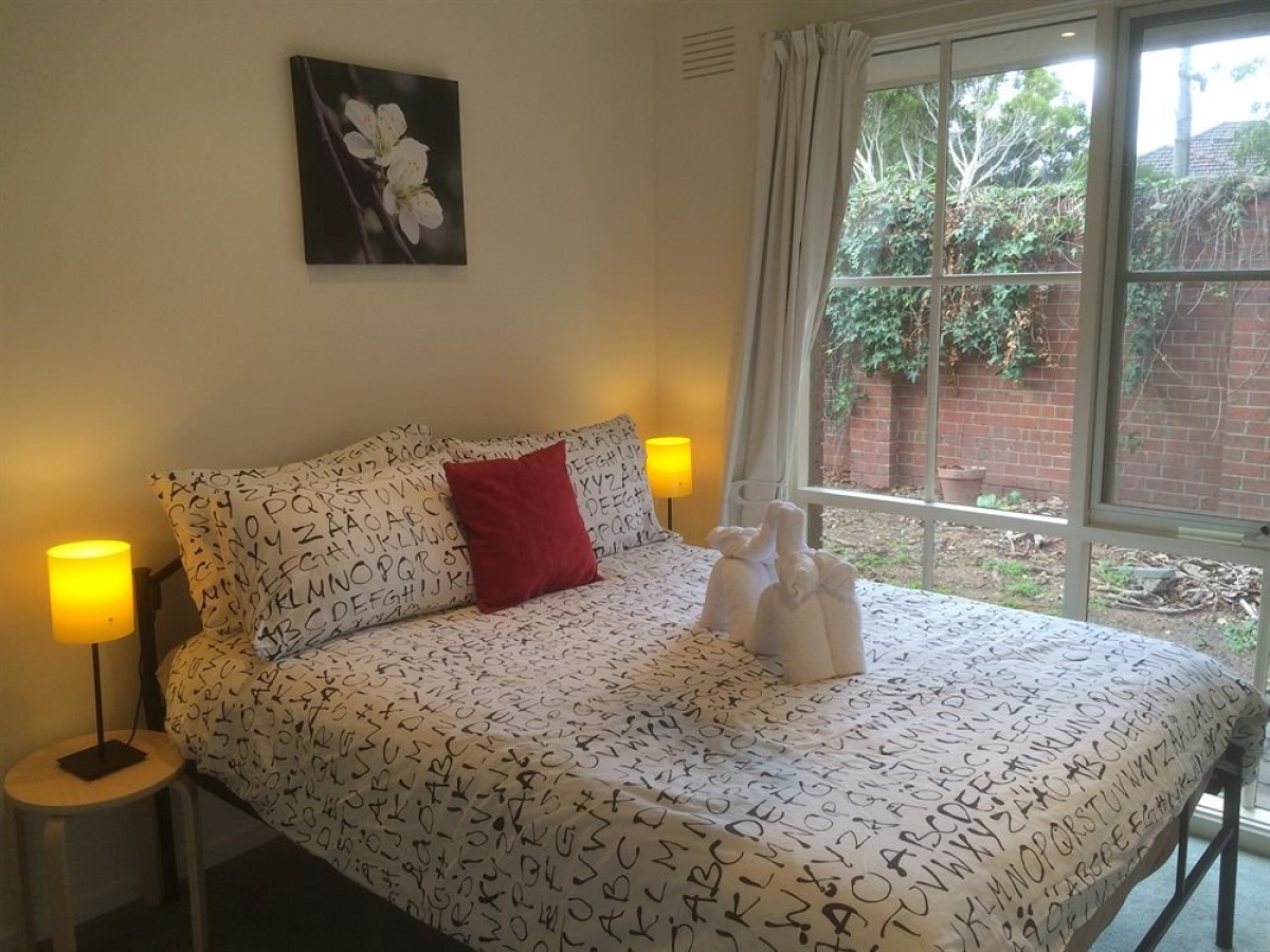 Australian Home Away Doncaster Elgar 2