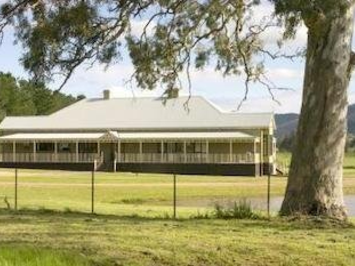 ROSEDALE HOUSE