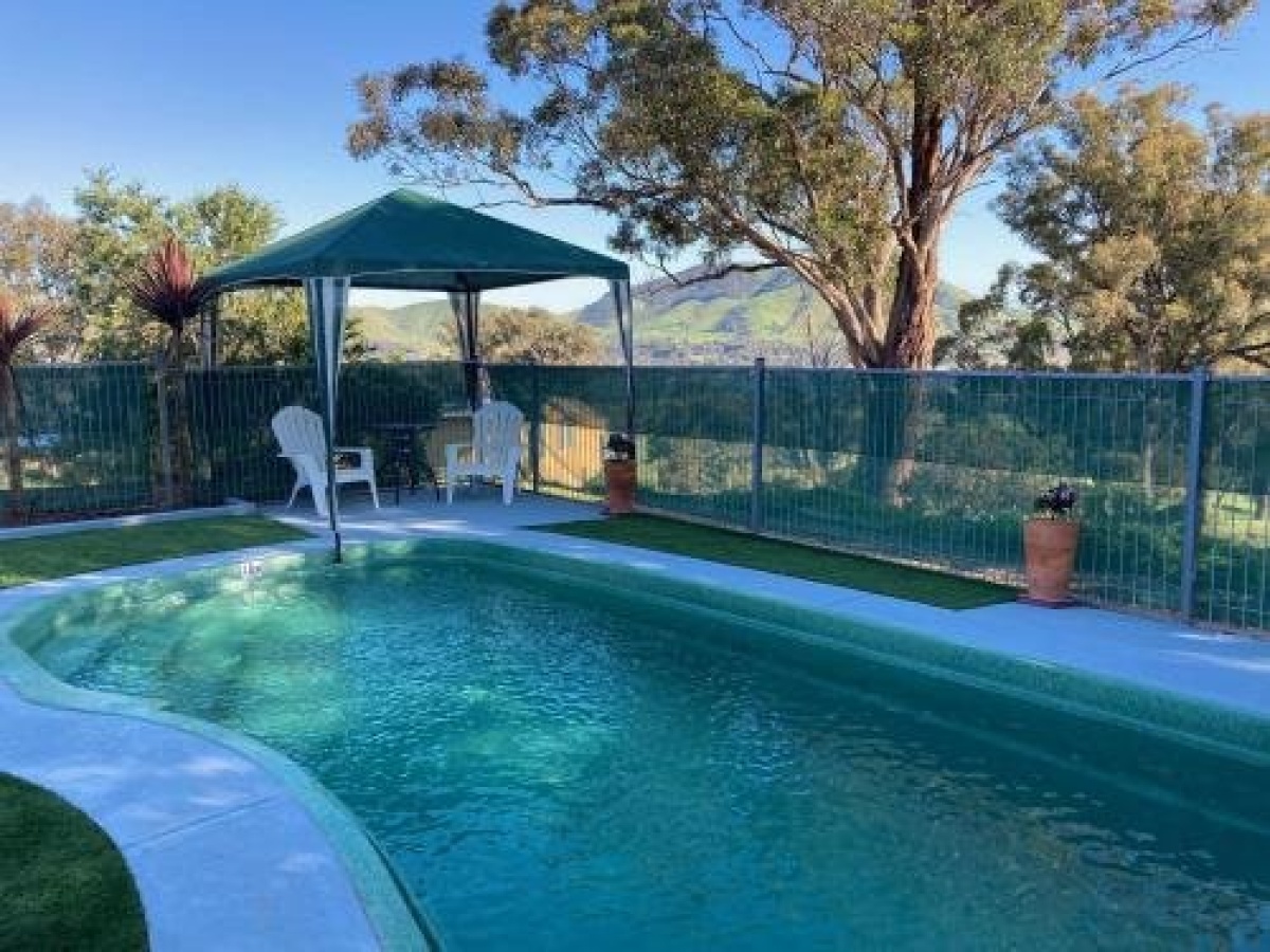 Burnt Creek Cottages