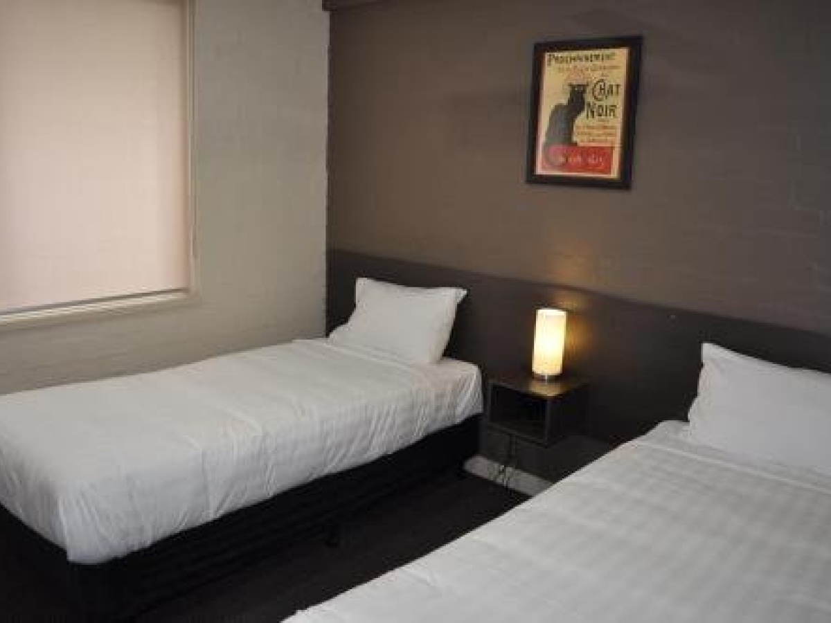 Brougham Arms Hotel