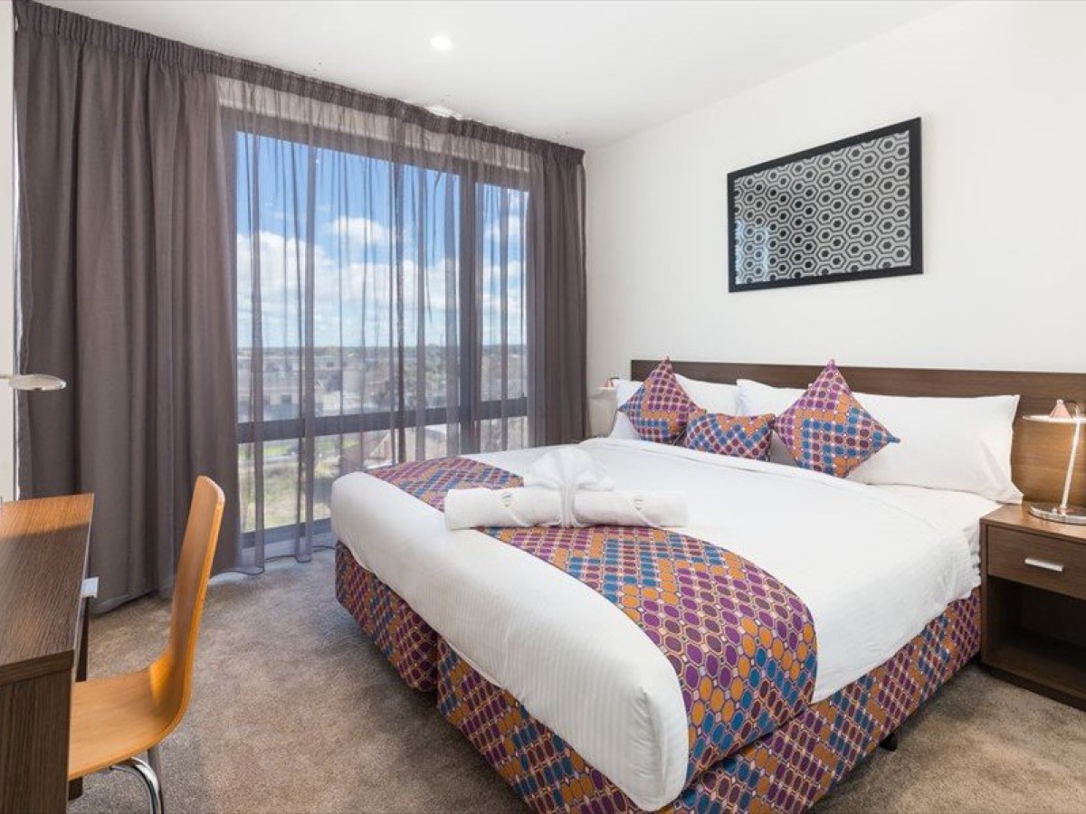 City Edge Dandenong Apartment Hotel