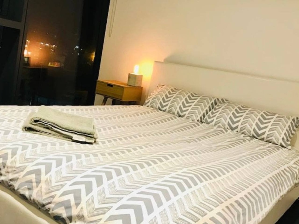 Apartments in Docklands Harbor