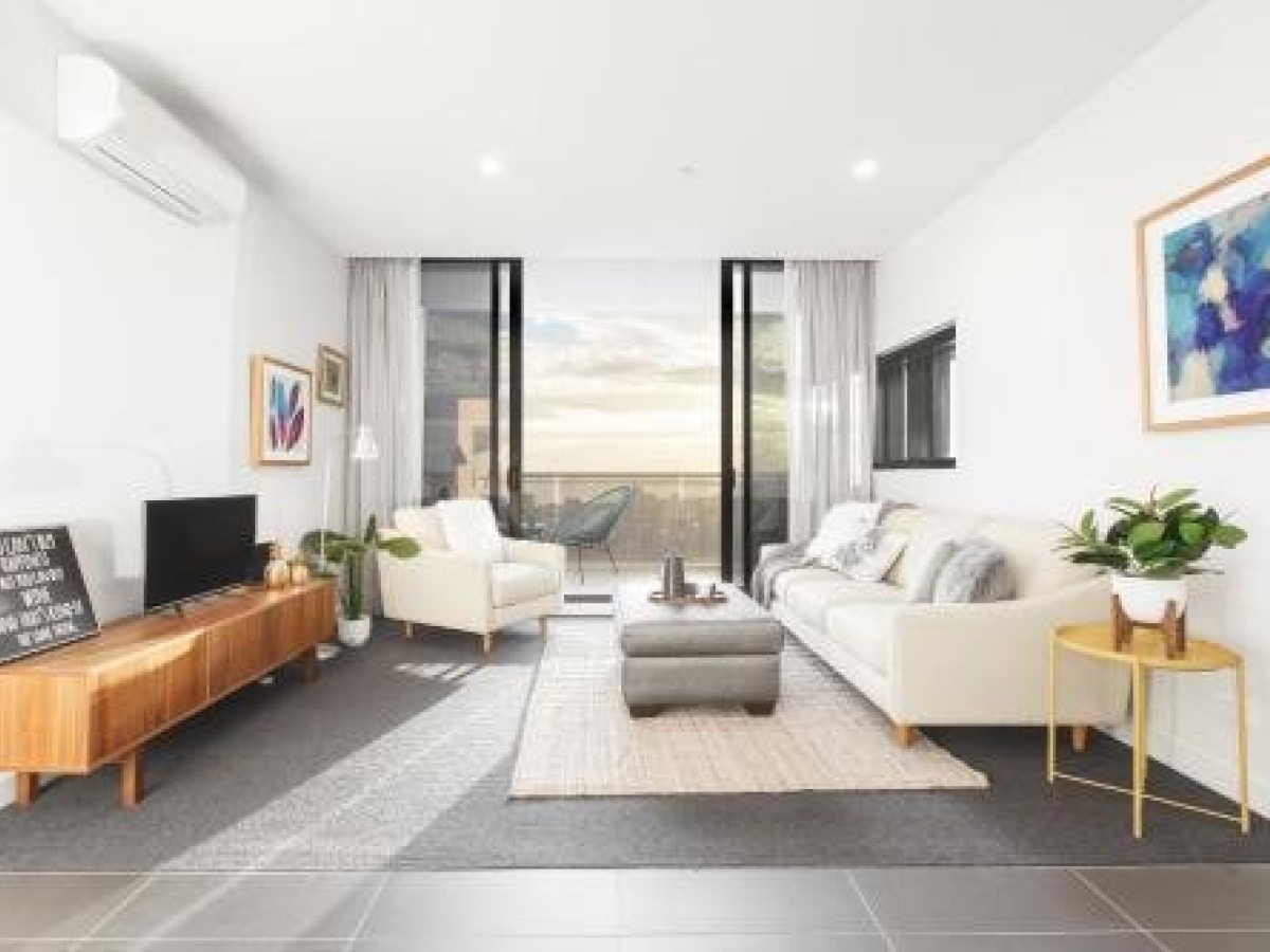 Ascent Apartment with Ocean Views by Ready Set Host