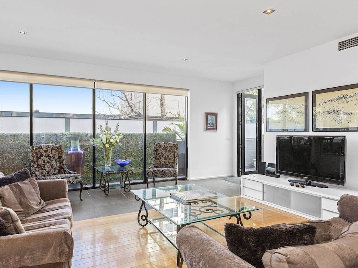 BOUTIQUE STAYS – Bay Waves