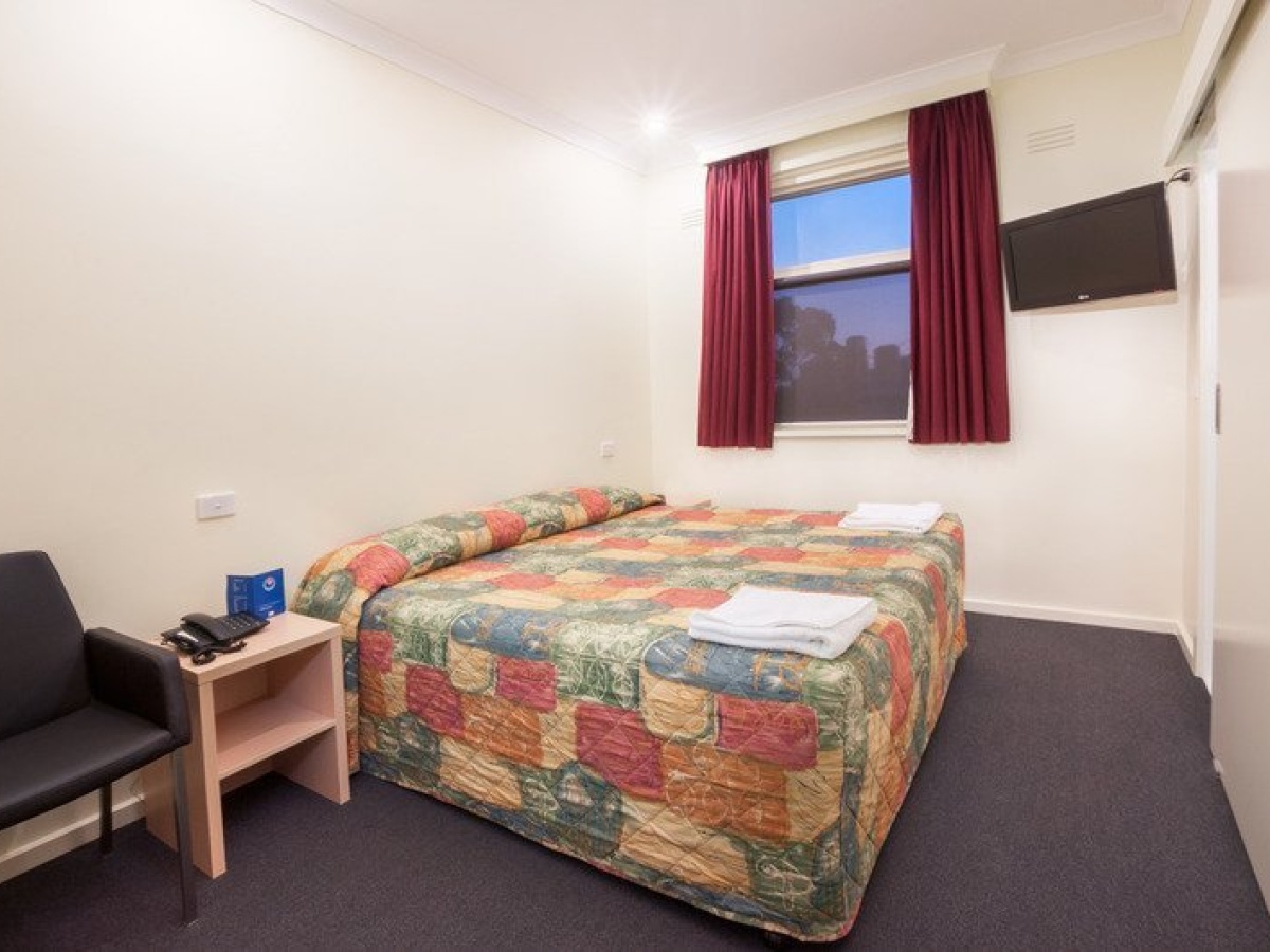 Miami Hotel Melbourne