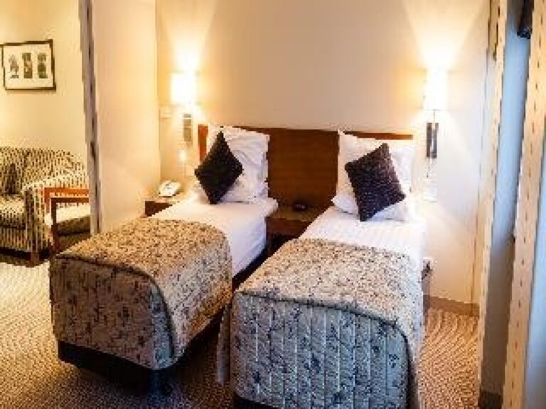 266324 lrg 2 768x576