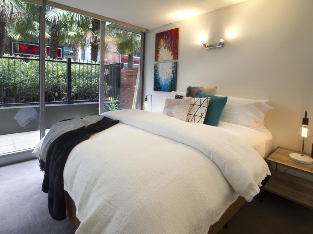 Urban Sea Drift – Rejuvenate Stays