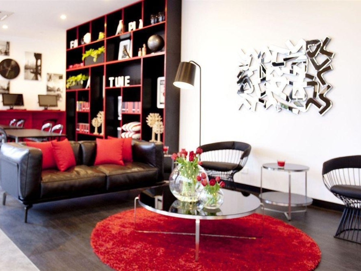 Essence Hotel Carlton