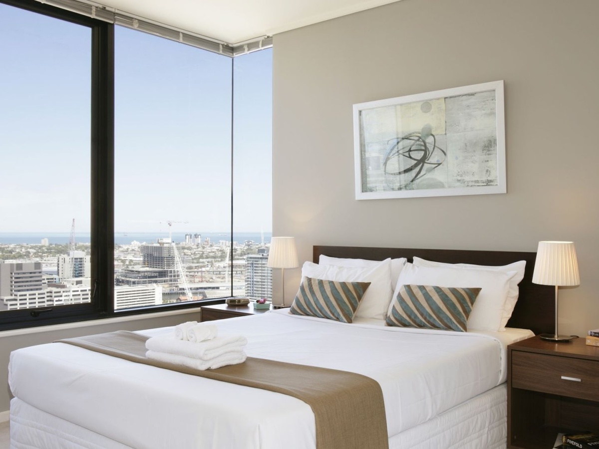 Melbourne Seaviews, Pool & Tennis