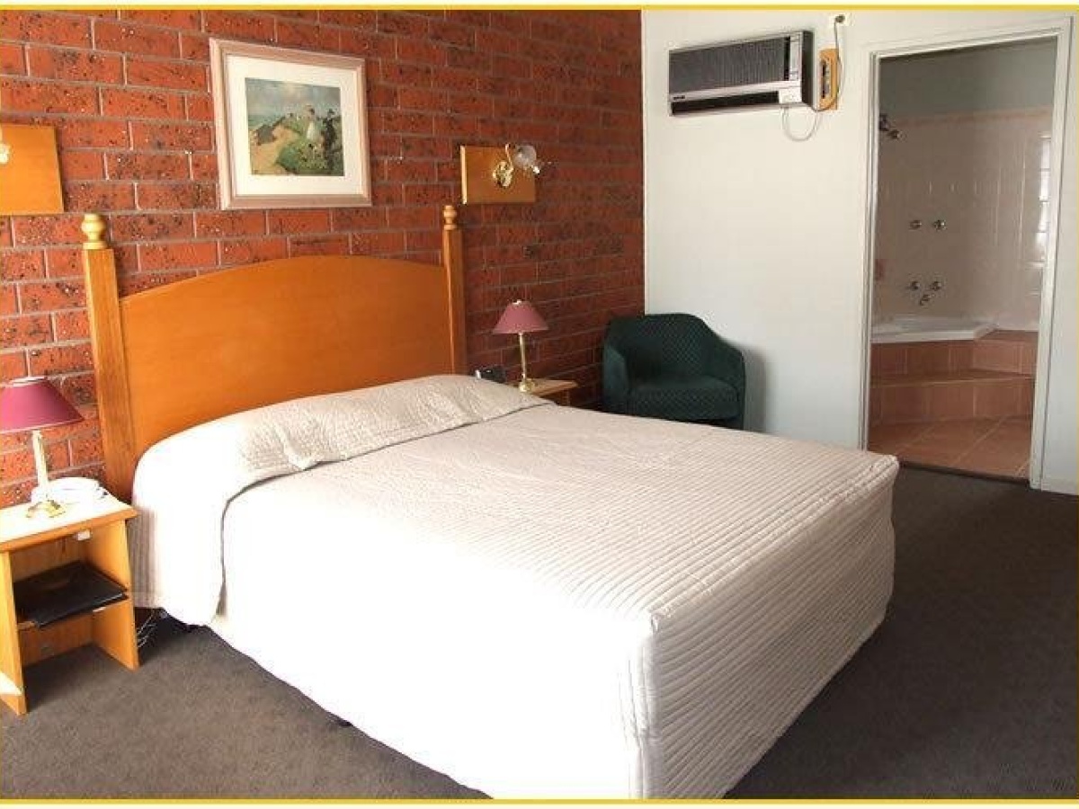 Abbotswood Motor Inn