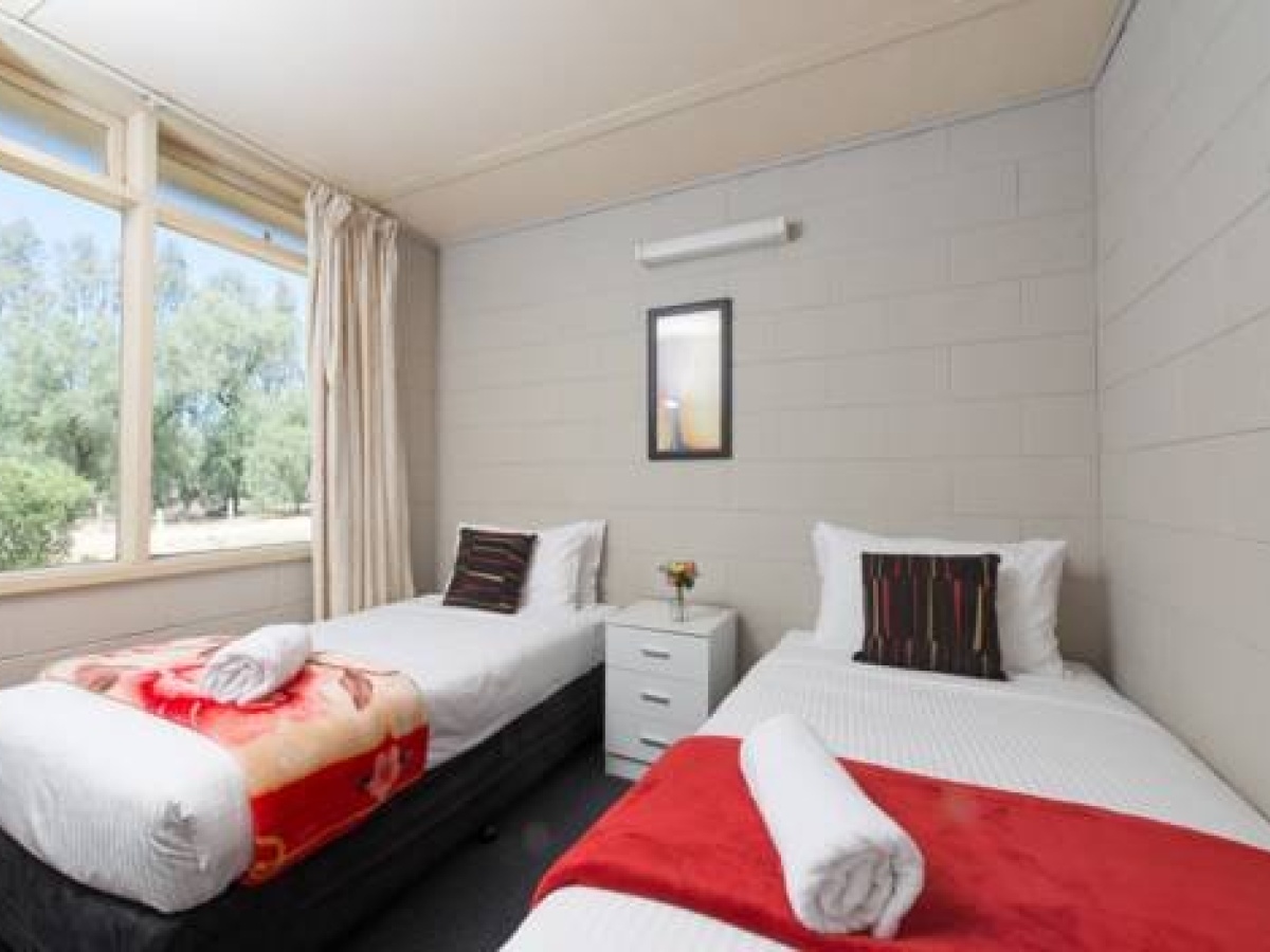 24Hour Check-In Motels- Bridgewater Motel