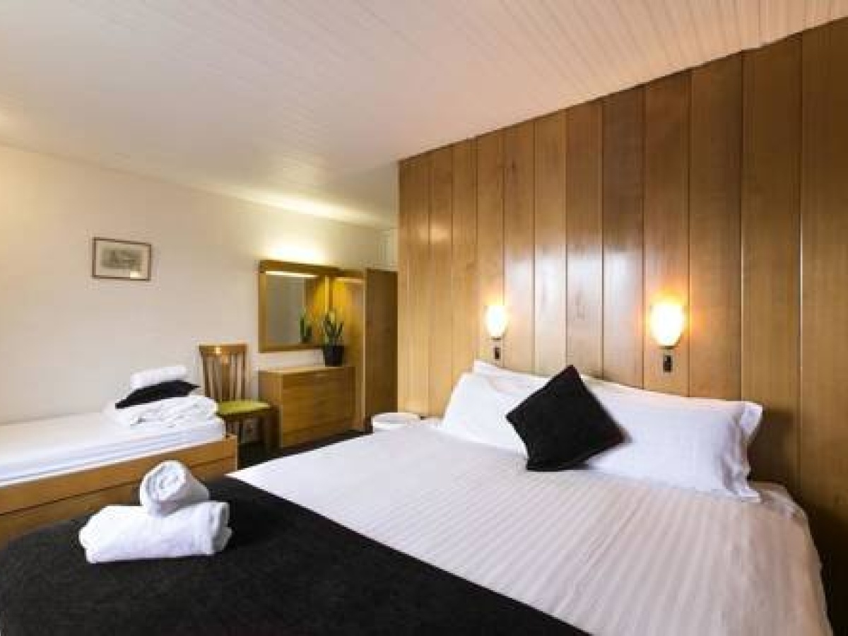 MURRAY GRANGE VILLA 4, Yarrawonga